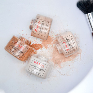 <span class=keywords><strong>Banane</strong></span> miel 4 couleurs maquillage modifié Pengpeng <span class=keywords><strong>poudre</strong></span> <span class=keywords><strong>de</strong></span> <span class=keywords><strong>cheveux</strong></span> secs <span class=keywords><strong>poudre</strong></span> <span class=keywords><strong>de</strong></span> <span class=keywords><strong>banane</strong></span> en vrac - Product Image 2