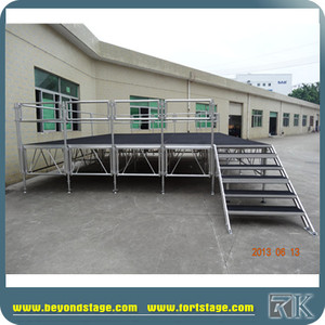 Plataforma de Escenario Rectangular Modular, Ajustable sin Herramientas, de Aluminio para Eventos y Bodas - Product Image 4