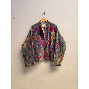 Chaqueta con cremallera y cuello alto para mujer, de terciopelo gris con bordado floral, diseño bohemio Prairie Chic, abrigo corto vintage para otoño - Product Image 1