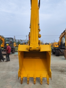 Excavadora Komatsu PC200 de 20, 21 y 22 Toneladas, Usada, en Venta, Modelo PC200, PC210, PC220 - Product Image 4