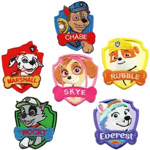 EM0017 Zure Patch Kids Custom Cartoon Naam Bulk Vis Ijzer Op Borduurwerk Ontwerp 3D Chenille Brief Patches Custom Vierkante Badge