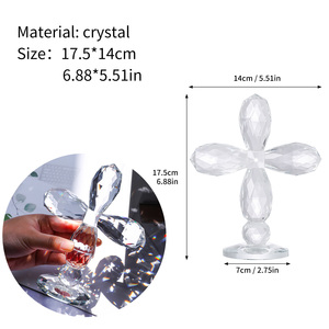 Cruz de Cristal de 6.88'' de Alto con Base de Vidrio, Figura Coleccionable, Decoración Tradicional Cristiana para Mesa, Cruz de Pascua - Product Image 3