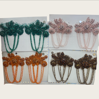 Appliques de perles de verre et strass 3D en cristal faites à la main avec pompons pour robes de soirée