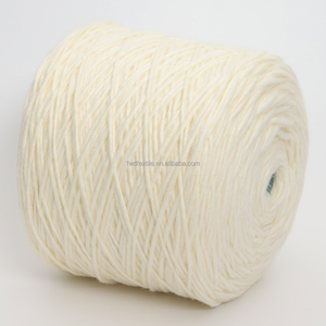 Échantillon gratuit <span class=keywords><strong>pas</strong></span> <span class=keywords><strong>cher</strong></span> prix 20% laine 80% laine acrylique fil de laine fil de laine touffetage fil mélangé - Product Image 3