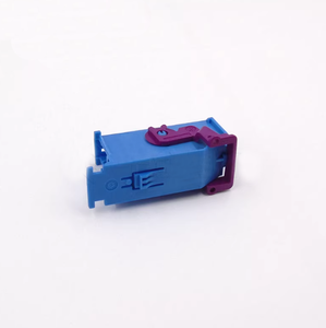 Nuevo Conector Original 2050723-2 con Carcasa de Plástico, Disponible en Grandes Cantidades a Bajo Precio - Product Image 2