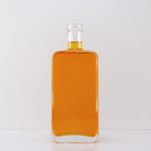 Usine <span class=keywords><strong>de</strong></span> haute qualité <span class=keywords><strong>1L</strong></span>, 750ml, 500ml, 375ml, 200ml 100ml <span class=keywords><strong>Bouteille</strong></span> en verre avec liqueur <span class=keywords><strong>de</strong></span> liège Fancy <span class=keywords><strong>Vodka</strong></span> <span class=keywords><strong>Bouteille</strong></span> en verre - Product Image 1