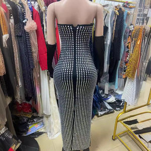 Robe longue moulante décontractée à strass, dos nu, bretelles, sans manches, style tube top amincissant - Product Image 4