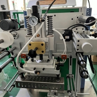 Machine d'estampage à chaud à commande servo semi-automatique pour le gaufrage de tubes en plastique, de bocaux en verre, de couvercles en métal, presse à chaud