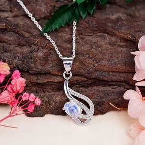 Collar con Colgante Ovalado de Piedra Lunar Arcoíris Natural para Mujer, Piedra de Nacimiento de Junio, Cristal Curativo, Diseño Delicado, Cadena de Ancla - Product Image 2