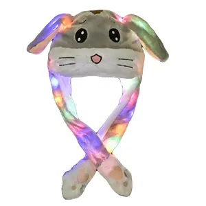 Kawaii 어린이 토끼 모자 LED 조명 Peluches 박제 동물 장난감 겨울 이동 귀 토끼 에어백 이동 귀 모자 LED 조명