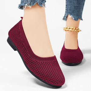 Chaussures décontractées respirantes à enfiler pour couple, nouvelle collection printemps, confortables pour la marche en extérieur, style décontracté pour <span class=keywords><strong>femme</strong></span>, vente en gros - Product Image 1