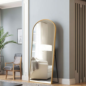 <span class=keywords><strong>Miroir</strong></span> de dressing suspendu avec cadre en métal en forme d'arc personnalisé <span class=keywords><strong>Miroir</strong></span> de sol pleine longueur avec support appuyé contre le support <span class=keywords><strong>Miroir</strong></span> mural suspendu - Product Image 1