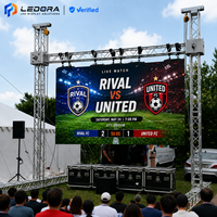 Mur vidéo LED LEDORA P2.604/P2.976/P3.91 à louer, 500x500/500x1000mm, intérieur/extérieur, HDR10, IP65, étanche, 4K, pour concerts et événements