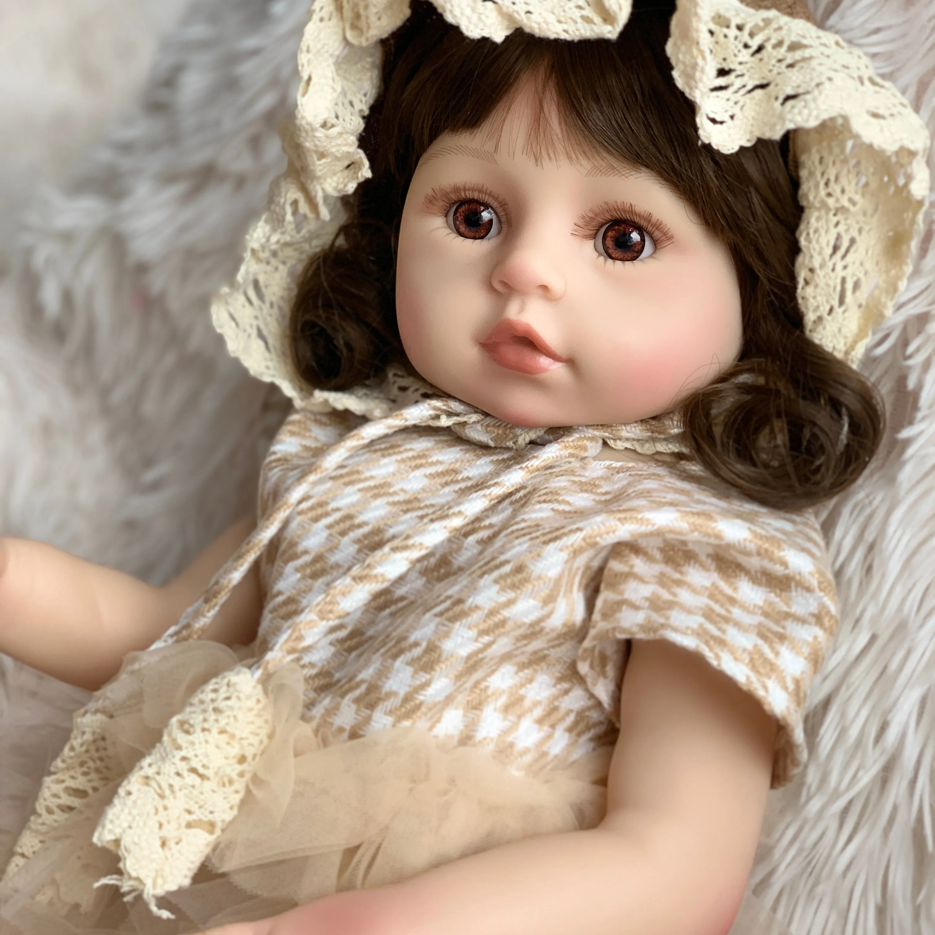 R&B Shipping Reborn Baby Free Liquid Silicone Mold Dolls Newborn Girl Realistic Bebe Reborne Pinky Reborn Baby Dolls