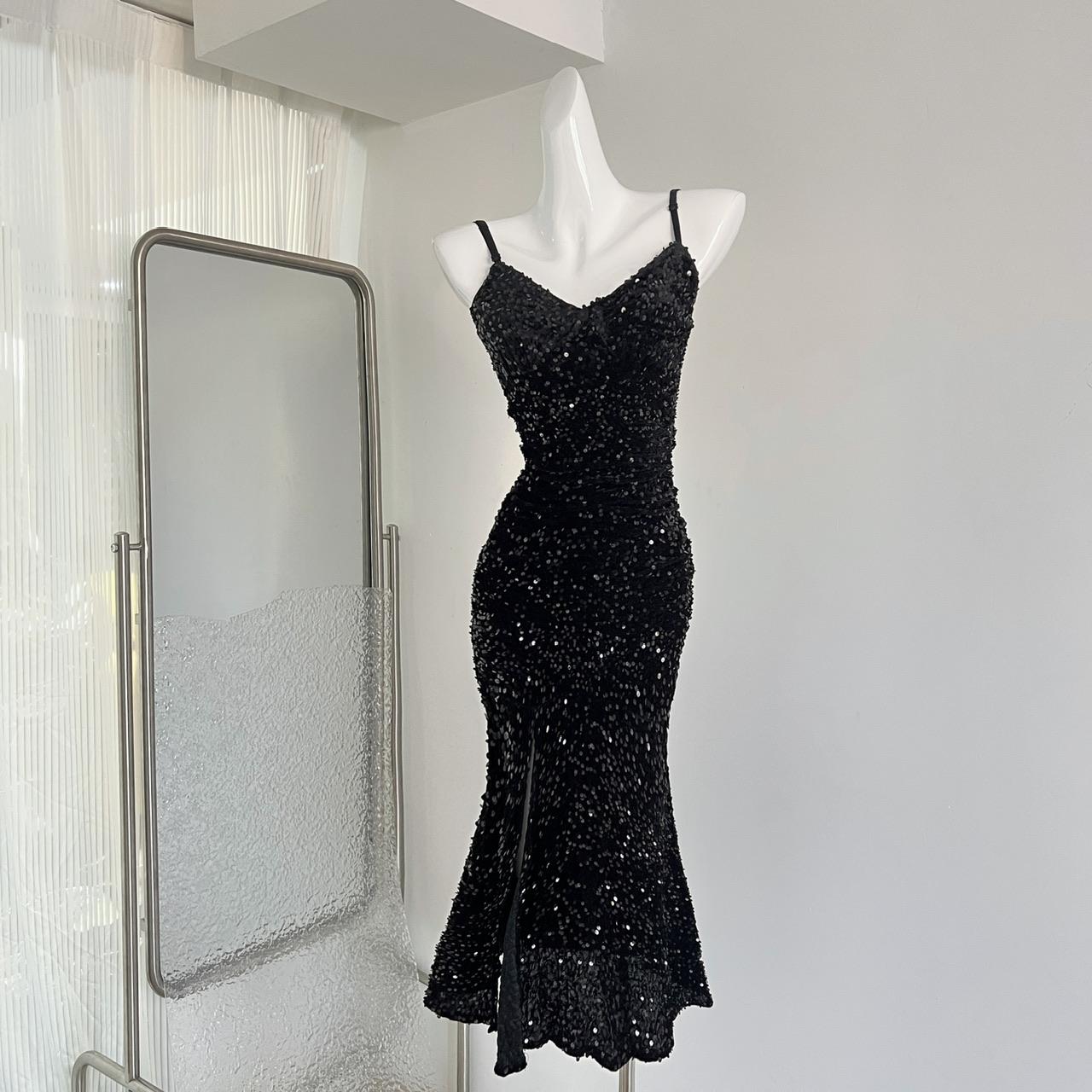 Best-Selling Velvet Dresses for Women This Autumn/Winter