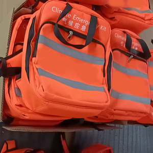 <span class=keywords><strong>Zaino</strong></span> Impermeabile Arancione Personalizzato per Emergenze Climatiche, Kit di Pronto Soccorso Durevole per Sopravvivenza in Caso di Disastri, Borsa di Soccorso - Product Image 3