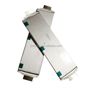 Batería de celda de bolsa E61 Original 3,7 V <span class=keywords><strong>61Ah</strong></span> celda de iones de litio de polímero de litio para 48V 60V Paquete de batería de litio de <span class=keywords><strong>coche</strong></span> eléctrico - Product Image 1