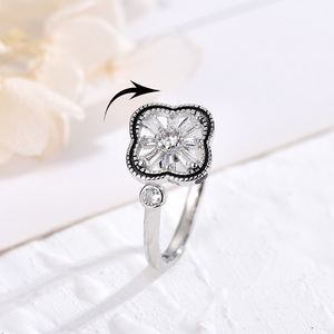 Four Leaf Clover Rotating Ring For Women Adjustable Opening Zircon Jewelry Gift - Product Image 1
