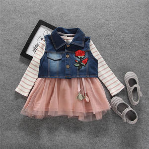 Vêtements importés pour enfants : Ensemble robe en coton avec jupe d'école, veste kaki et motifs brodés en jean - Product Image 3