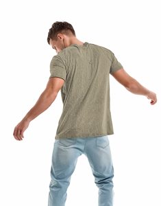 Camisetas de Gimnasio para Hombre, Sublimadas y Personalizadas, Corte Regular, Tejido de Algodón Suave, Patrón 3D, Secado Rápido y Transpirable - Product Image 4