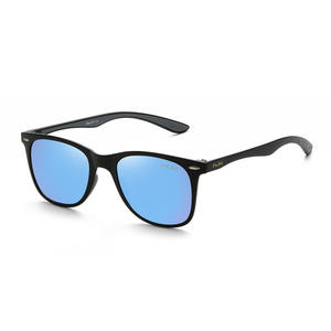 Gafas de Sol de Moda Grey Jack 5007, Montura Completa, Lentes TAC, Protección UV400, Unisex para Adultos - Product Image 4