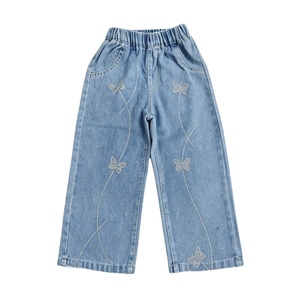 Pantalons en denim de coton pour enfants avec bordure à volants et décorations en nœuds, style jambe large pour filles et garçons, couleurs assorties - Product Image 6