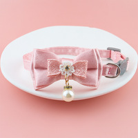 Collier pour chat tendance avec nœud papillon et broderie florale, boucle de sécurité, collier mignon pour animaux de compagnie, pour chats et chiots