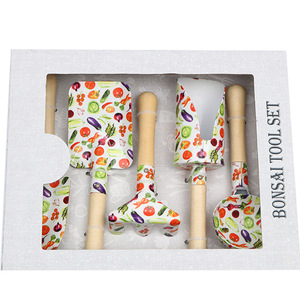 La caja de regalo de herramientas de jardinería con estampado de frutas y verduras de 5 piezas para niños incluye <span class=keywords><strong>palas</strong></span> especiales para plantar trasplantes - Product Image 3