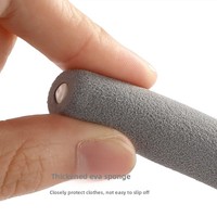 Porte-serviettes multifonctionnel 5 niveaux en métal, design moderne et minimaliste, revêtement éponge anti-traces et antidérapant, rangement gain de place