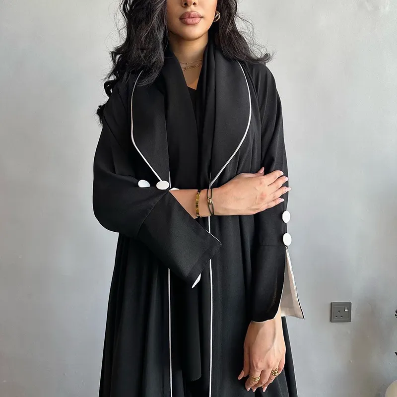 Middle East Dubai Abaya Elegant Black Women Cardigan Dress Winter Abaya Polyester Autumn And Winter Islamic Women Clothes