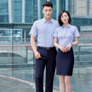 Camisas clásicas de negocios formales de manga corta de algodón y poliéster a rayas al por mayor para hombre, camisa de vestir informal - Product Image 1