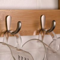 Vente en gros Organisateur d'épices de cuisine mural en bois personnalisé avec crochets et étagère support à tasses rangement mural étagères murales