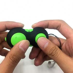 Cubo antiestrés y antidepresivo Fidget Pad Dice para niños y adultos - Product Image 5