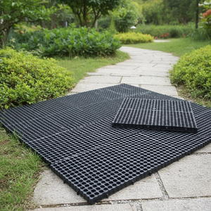 Géotextile composite à cellules de drainage en nid d'abeille de 3 cm, 50 g/m², pour jardin sur toit, terrasse et pavage résidentiel - Product Image 1