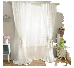 Pastorale Koreaanse Creatieve White Lace Sheer 3D Rose Gordijnen Voile Custom Raam Schermen Voor Huwelijk Woonkamer Slaapkamer Gordijnen