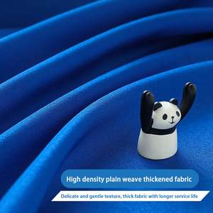 Mantel de tela personalizado multicolor de estilo moderno para el hogar, familias, fiestas, hoteles, con logotipo colorido y técnica de tejido. - Product Image 5