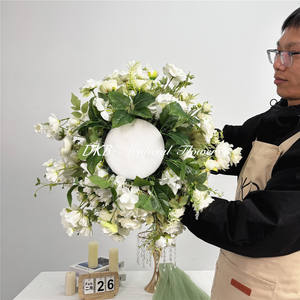 Bola de flores tropicales de seda hecha a mano para el Día de la Madre, centros de mesa para bodas, decoraciones con bolas de flores para mesa - Product Image 6