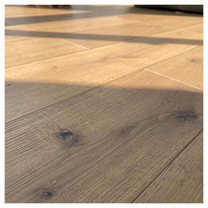 Suelo de cocina de <span class=keywords><strong>roble</strong></span> macizo blanco de grado AB Europeo al mejor <span class=keywords><strong>precio</strong></span> al por mayor personalizado de fábrica para dormitorio - Product Image 5
