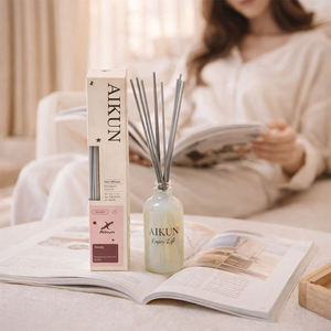 Difusor de Aroma Aikun en Vidrio Blanco Lechoso, con Varillas Grises, Aroma Duradero, Botella Compacta, Caja de Regalo Delgada para Dormitorio - Product Image 1