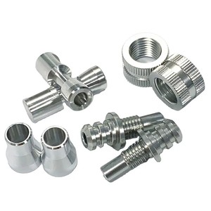Pièces de tournage usinées M3 M4 M5 M6 en acier inoxydable, raccord de couplage rond allongé à filetage interne - Product Image 3