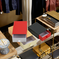 Boîtes en papier en vente chaude, emballages en papier, boîtes cadeaux, emballages cadeaux pour bijoux, produits de luxe