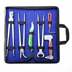 Kit Profesional de Herramientas para el Cuidado de Pezuñas de Caballos: Alicates para Pezuñas, Extractor de Clavos de Mandíbula Afilada, Pulidor, Cuchillo de Recorte, Limpiador de Pezuñas, Set Ecuestre - Product Image 1