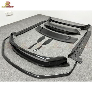 ชุดแต่งคาร์บอนไฟเบอร์แบบแห้งสไตล์ OEM สำหรับ Porsche Carrera 911 GT3 ปี 2022-2024 ประกอบด้วยดิฟฟิวเซอร์ สเกิร์ตข้าง กันชน และสปอยเลอร์ - Product Image 2