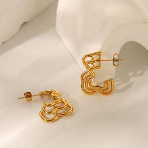 Boucles <span class=keywords><strong>d</strong></span>'oreilles en acier inoxydable doré, design rétro creux en forme <span class=keywords><strong>d</strong></span>'oreille <span class=keywords><strong>d</strong></span>'<span class=keywords><strong>ours</strong></span>, marque Dongguan Inspire Jewelry, vente en gros - Product Image 3