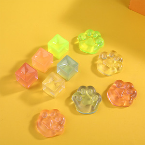 Jouet anti-stress populaire en caoutchouc transparent au sel marin, en forme de patte de chat collante, à presser, en forme de cube de glace - Product Image 1