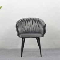 Chaise de salle à manger latérale tapissée par cuisine de salon d'accent de tissage de main de vague de bras noir avec la jambe en métal noir
