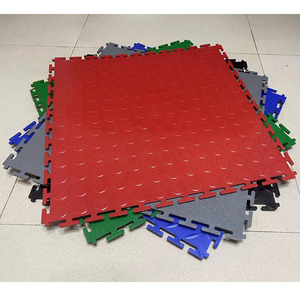 Suelo de Producción con Sistema de Bloqueo de PVC, Duradero, Resistente al Desgaste, Soporta Montacargas y Equipos Pesados de Uso Diario - Product Image 1