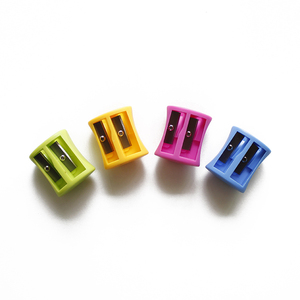 <span class=keywords><strong>Taille</strong></span>-<span class=keywords><strong>crayon</strong></span> en plastique à 2 trous pour étudiants en design et enfants - Product Image 2
