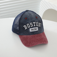 Gorra Trucker Retro de Lona Lavada Personalizada con Etiqueta Tejida Bordada de 5 Paneles con Costura Dividida, Visera Curva y Cierre Snapback, OEM ODM, Gorras y Accesorios para la Cabeza