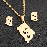 Collier en forme de dauphin en acier inoxydable, or 18K, personnalisé, animaux de mer, vente en gros, offre spéciale